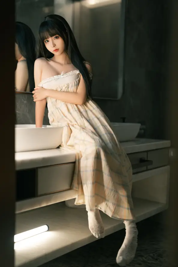 人妻丰满熟妇AV无码区精选：AI明星造梦成果李沁五十分钟深度体验